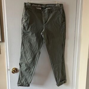 EB Boyfriend Slim leg LegendWash Stretch Olive Chinos